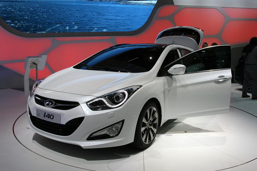  Hyundai i40 2012 года  (фото 12 из 22)